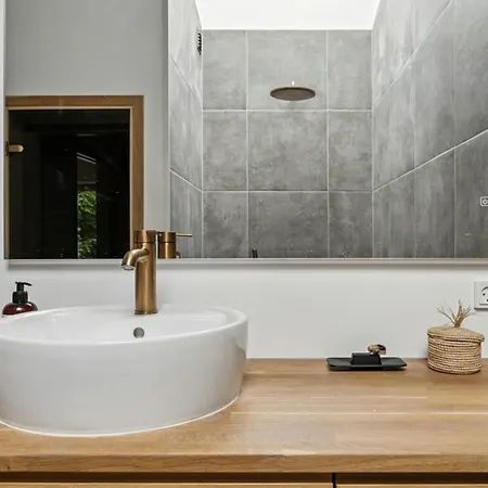 別荘 Family-friendly Oasis With Pool And Cinema *