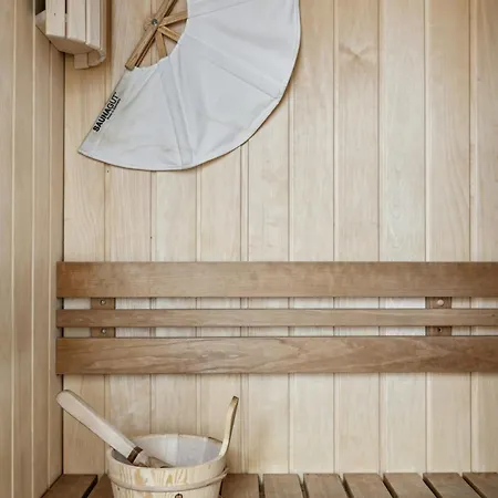 Family-friendly Oasis With Pool And Cinema Feriehus *