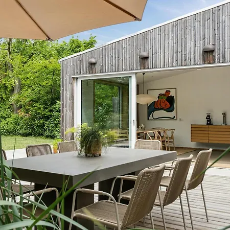 Family-friendly Oasis With Pool And Cinema 別荘 Vejby