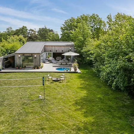 Family-friendly Oasis With Pool And Cinema * Vejby